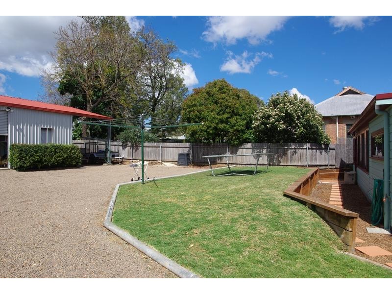 54 Park Street, Scone NSW 2337