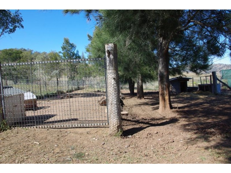 2 Cavalry Row, Scone NSW 2337