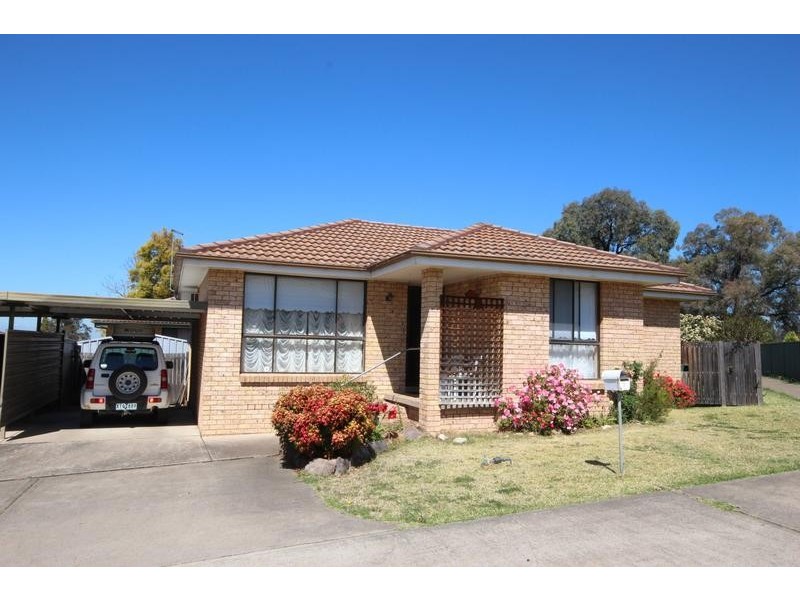 2 Renshaw Close, Scone NSW 2337