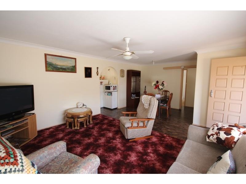 2 Renshaw Close, Scone NSW 2337