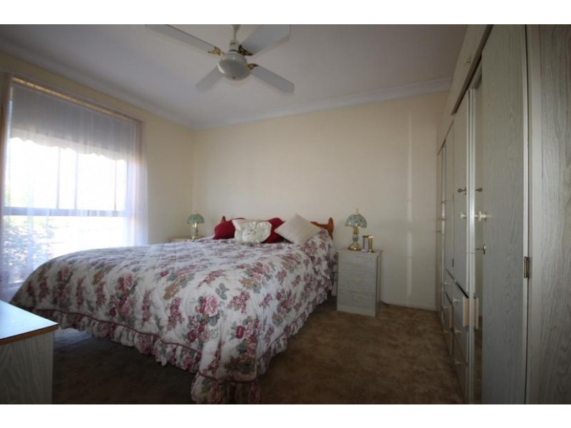 2 Renshaw Close, Scone NSW 2337