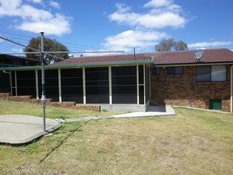 28 McLeod Street, Aberdeen NSW 2336