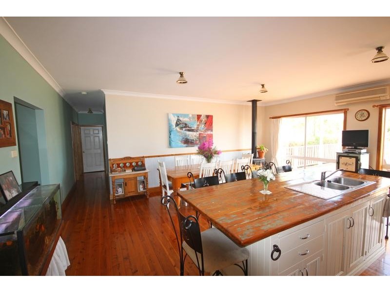 16 Stanstead Close, Scone NSW 2337
