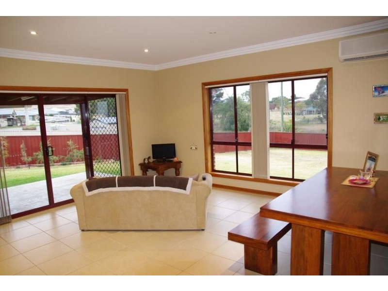 14 Alabama St, Scone NSW 2337