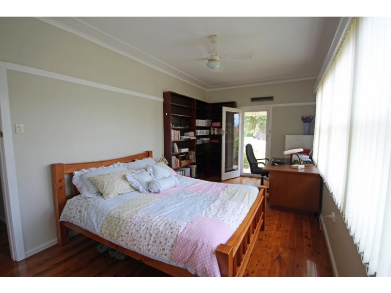 94 Waverley Street, Scone NSW 2337