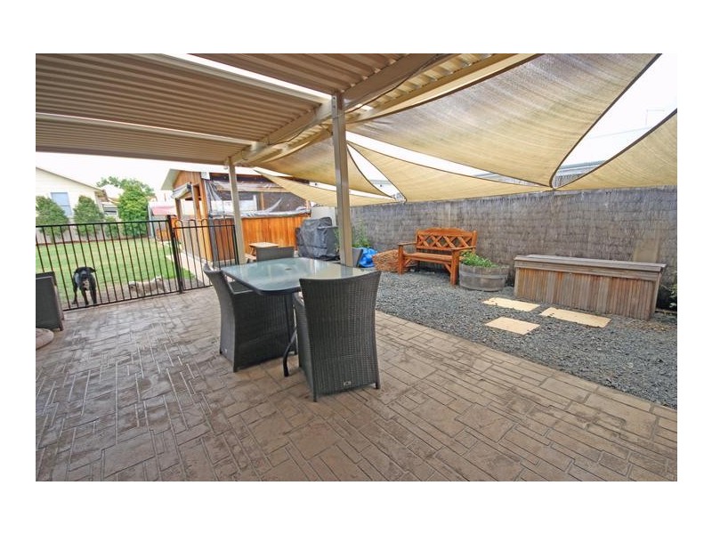 2 Hill St, Scone NSW 2337