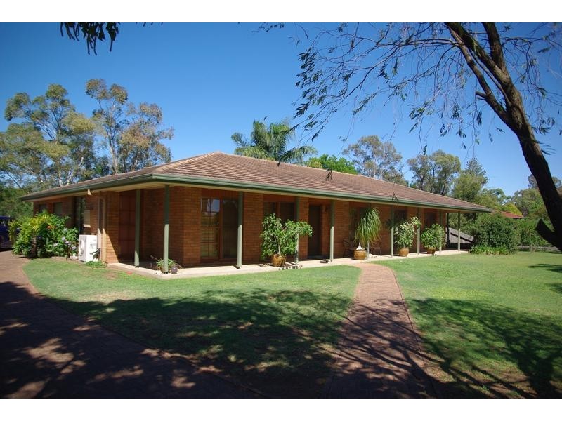 15 Davies Street, Scone NSW 2337