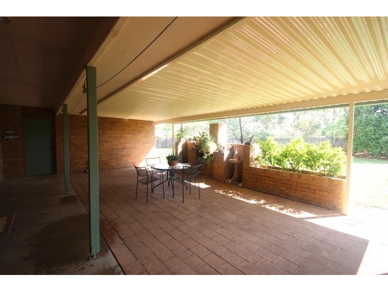 15 Davies Street, Scone NSW 2337