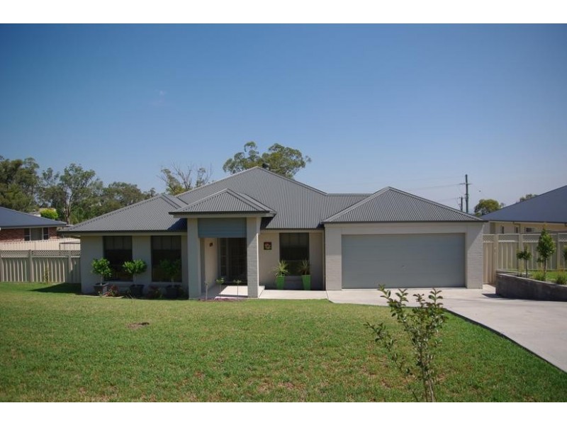 18 Alabama, Scone NSW 2337
