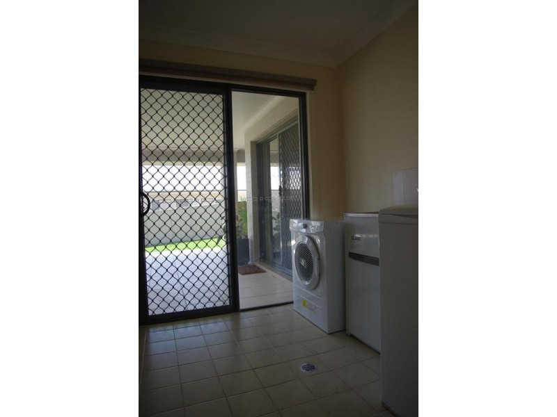 18 Alabama, Scone NSW 2337
