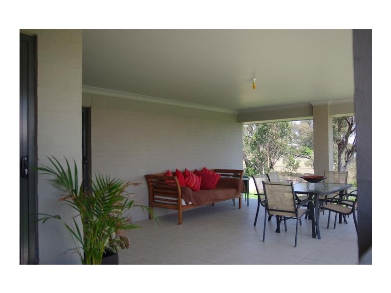 18 Alabama, Scone NSW 2337