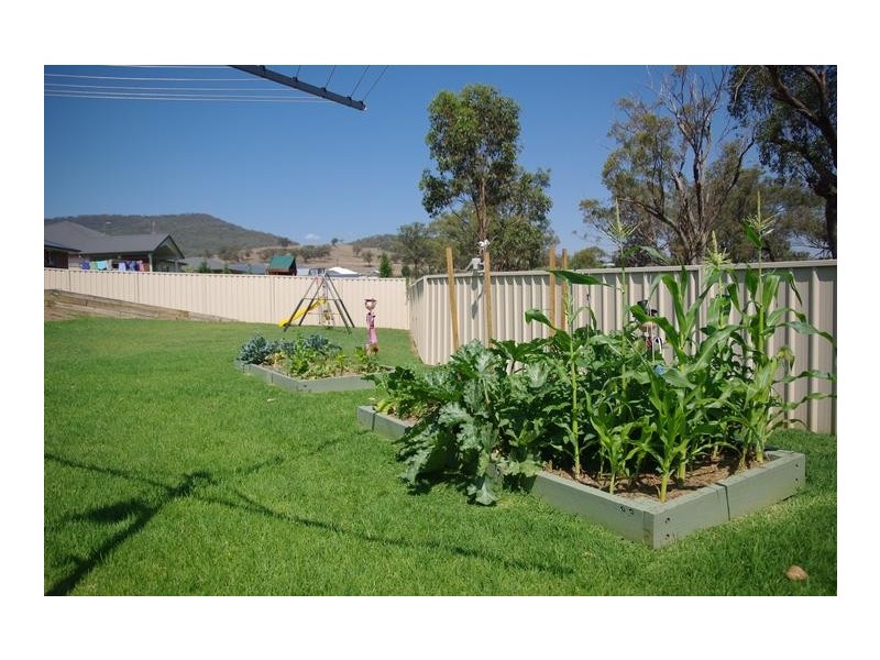 18 Alabama, Scone NSW 2337