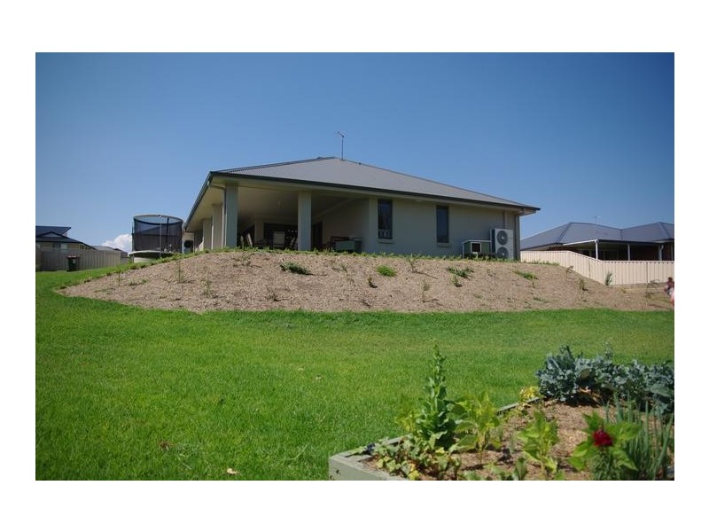 18 Alabama, Scone NSW 2337