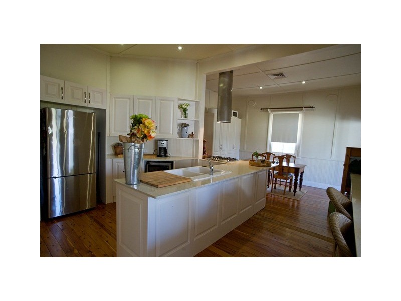 90 Main St, Scone NSW 2337