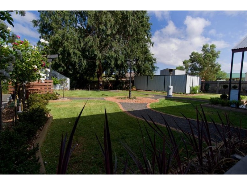 203 MacQueen St, Aberdeen NSW 2336