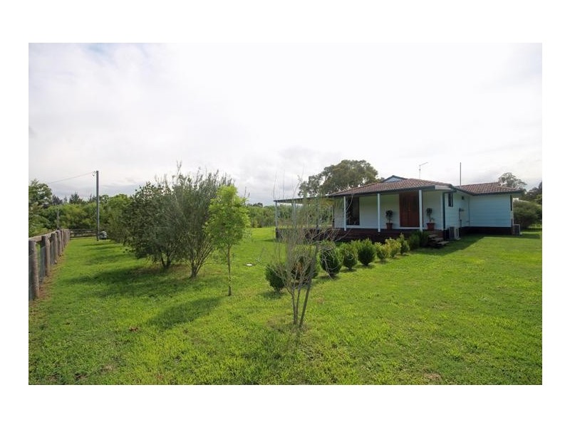 4 Miller Street, Gundy NSW 2337