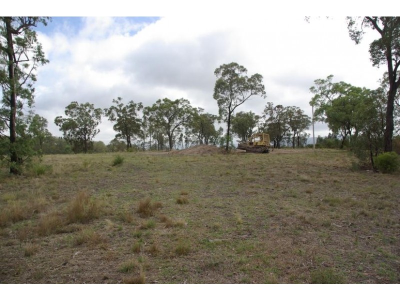 5 Ollerton Drive, Scone NSW 2337