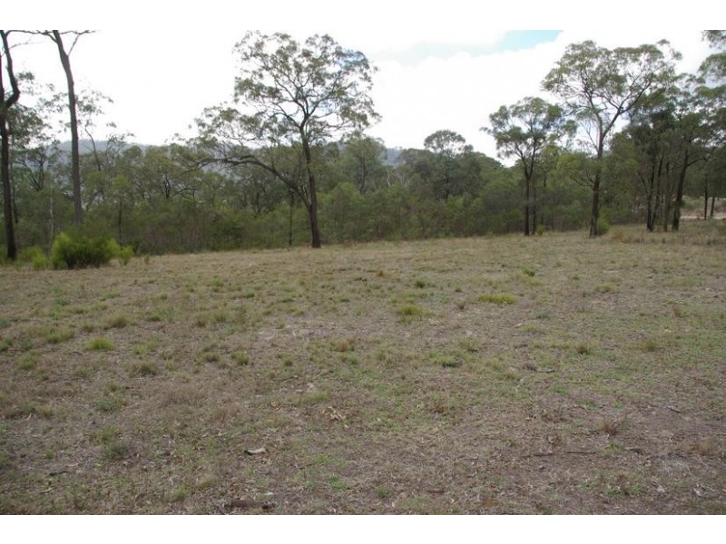 5 Ollerton Drive, Scone NSW 2337