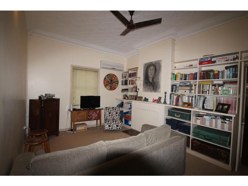 10 Liverpool Street, Scone NSW 2337