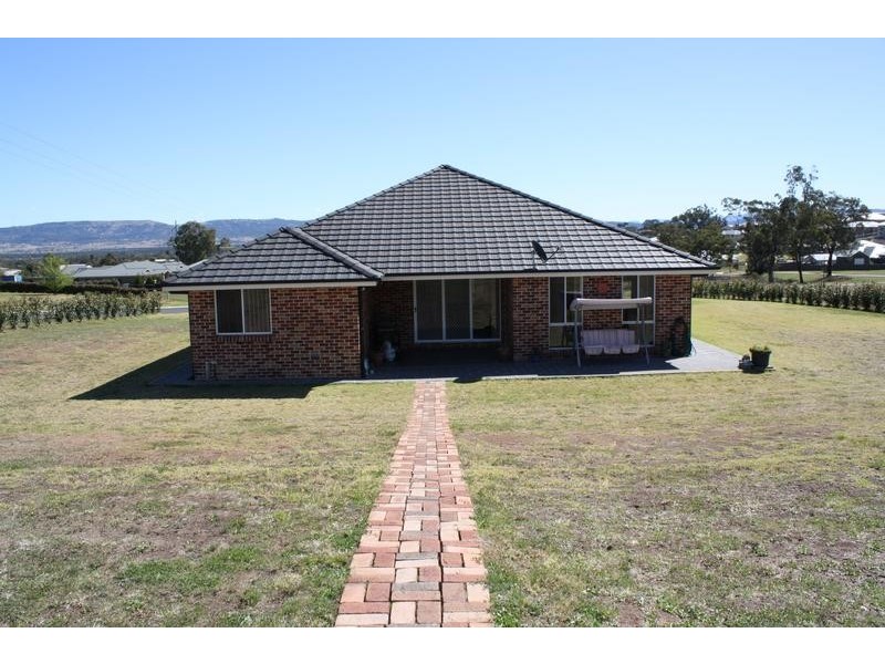 30 Bhima Drive, Scone NSW 2337