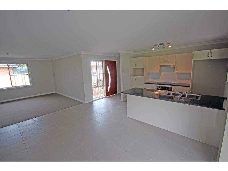 2/46B Hill St, Scone NSW 2337