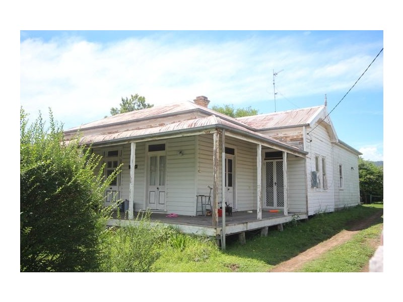 42 Hill Street, Scone NSW 2337