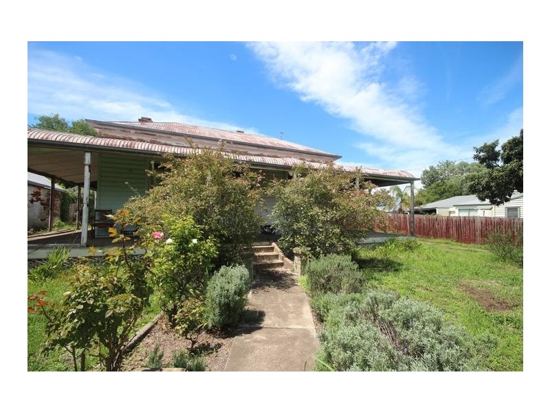 42 Hill Street, Scone NSW 2337