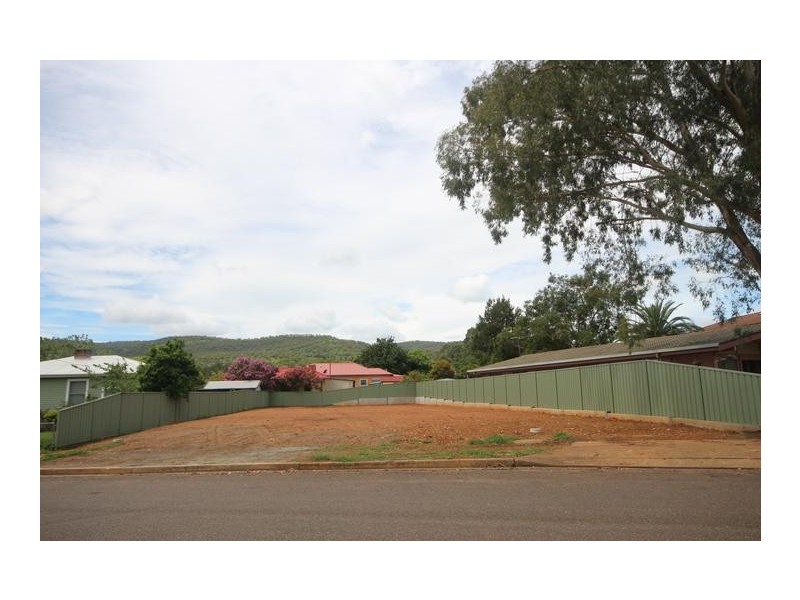 4 Main Street, Scone NSW 2337