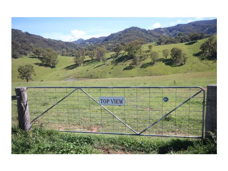”Top View”, Moonan Flat NSW 2337