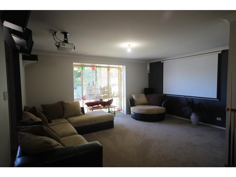 39 Nyarra Street, Scone NSW 2337