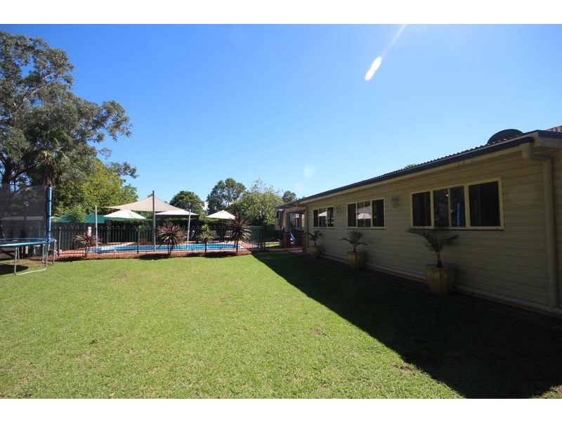 39 Nyarra Street, Scone NSW 2337