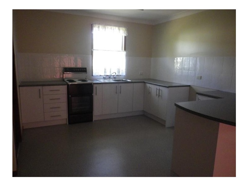 2/51 Barton, Scone NSW 2337