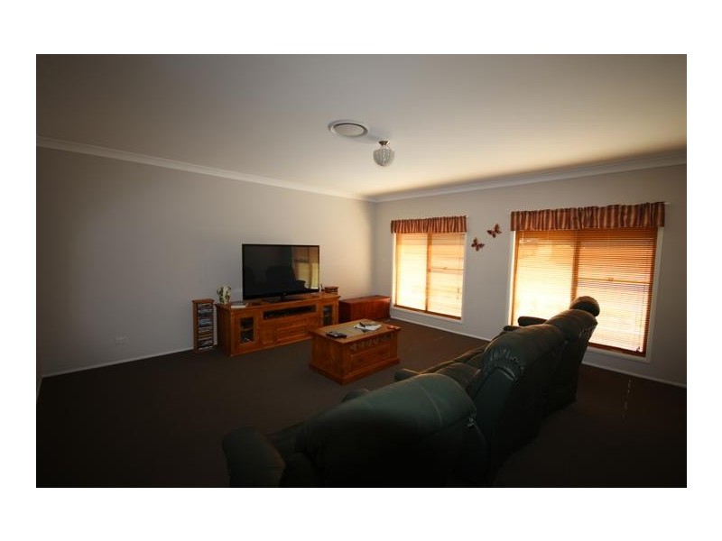 6 Alabama Street, Scone NSW 2337