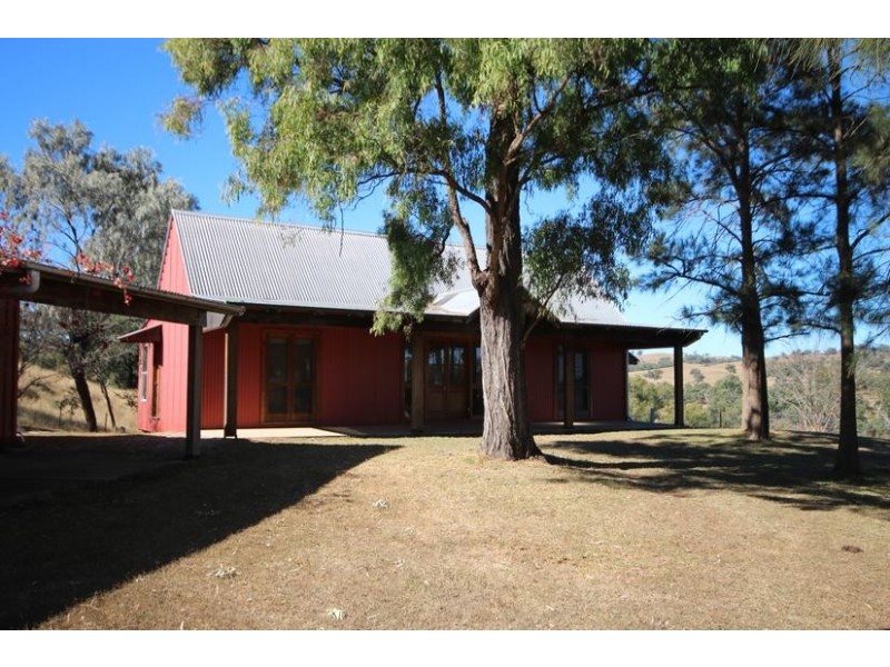 2002 Hunter Road, Gundy NSW 2337