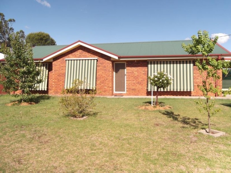 66 Scott Street, Scone NSW 2337