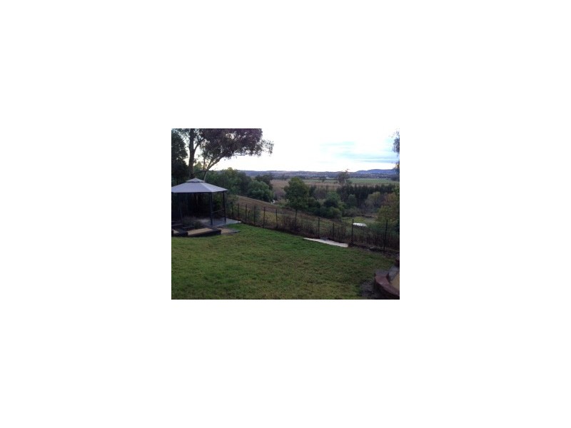 5 Mackenzie Street, Aberdeen NSW 2336