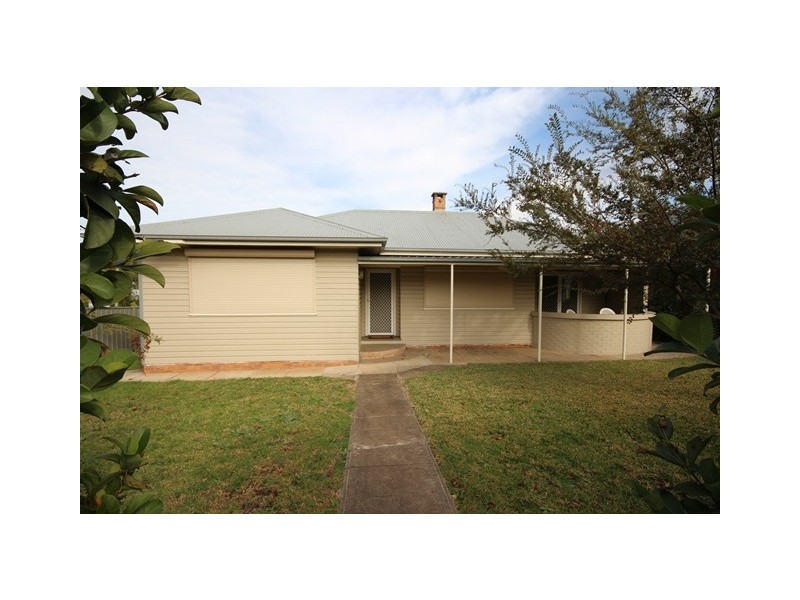 2 Joan Street, Scone NSW 2337