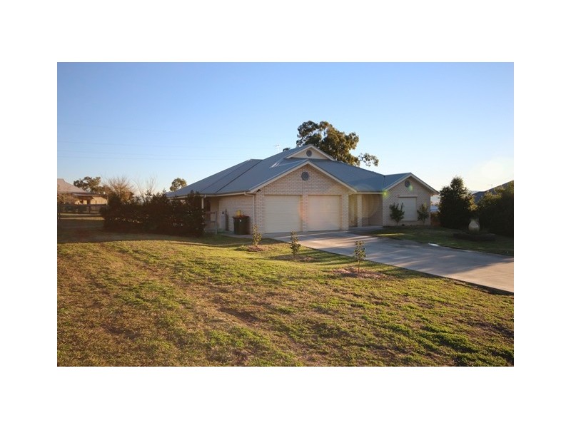 4 Sledmere Close, Scone NSW 2337