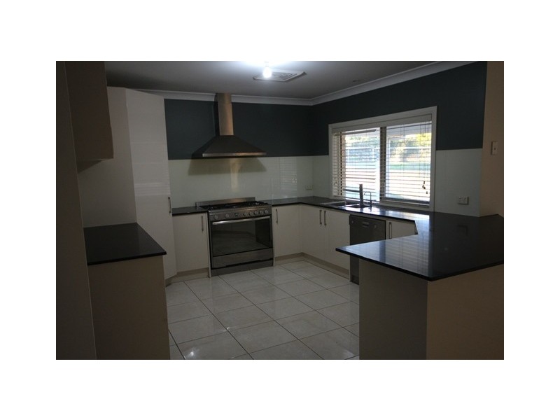 4 Sledmere Close, Scone NSW 2337
