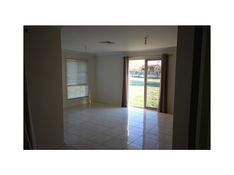 4 Sledmere Close, Scone NSW 2337