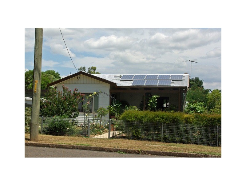 181 Liverpool Street, Scone NSW 2337