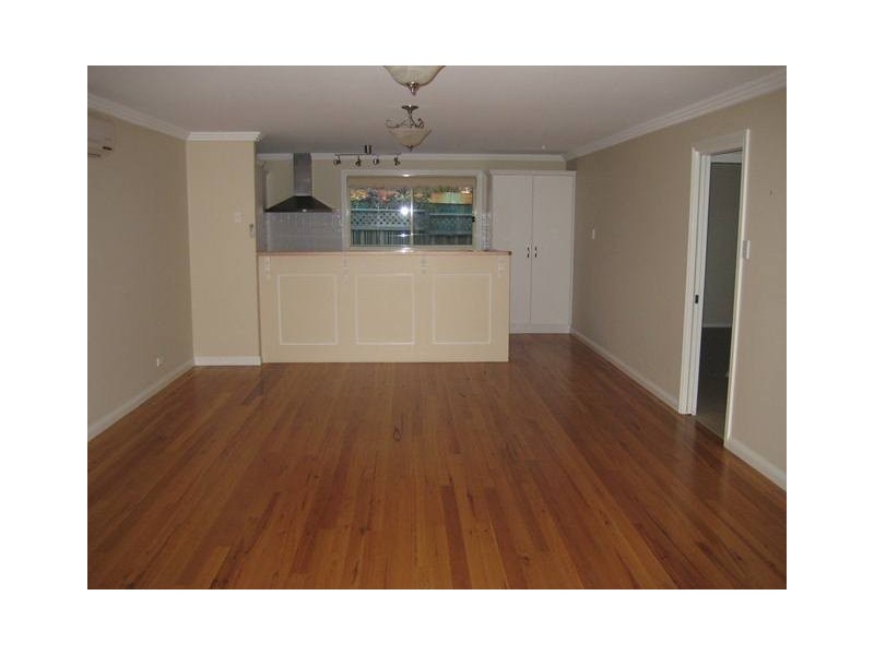 2/36 Satur Road, Scone NSW 2337