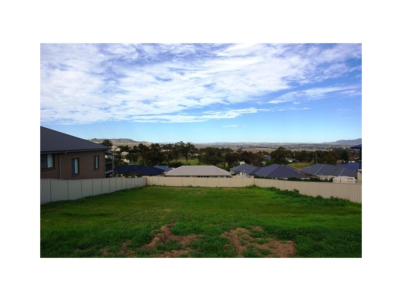 18 Redbank Drive, Scone NSW 2337