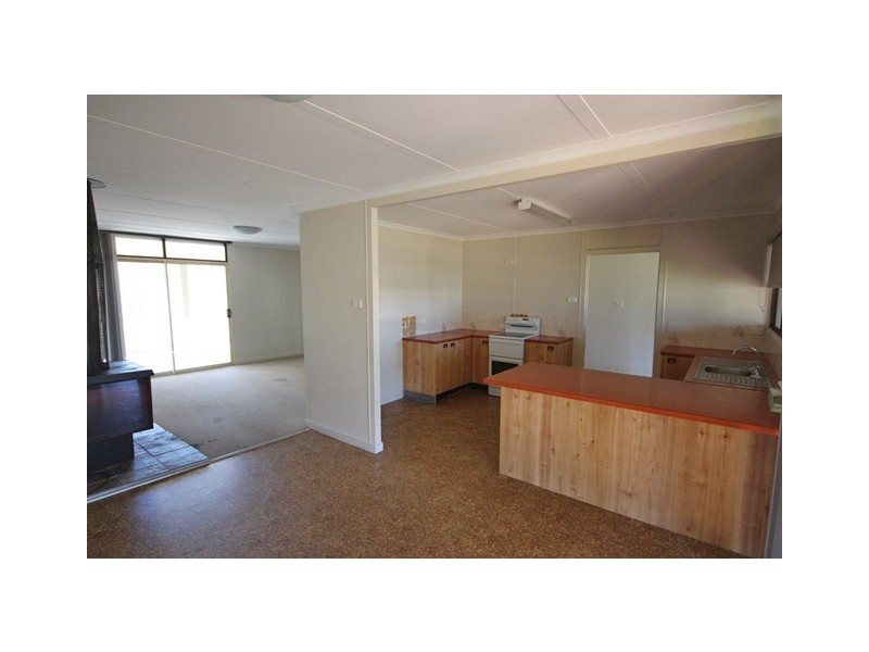 11 Satur Road, Scone NSW 2337