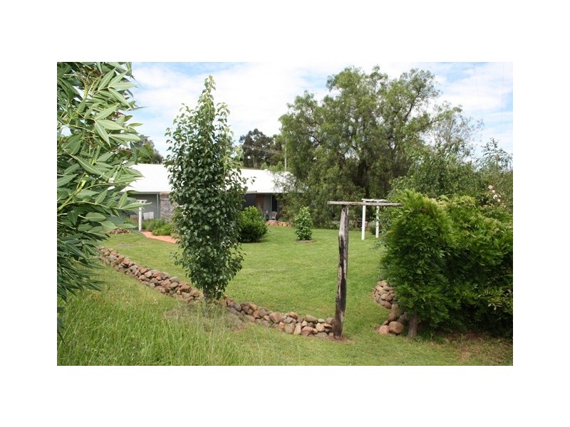8 Wilson Street, Gundy NSW 2337