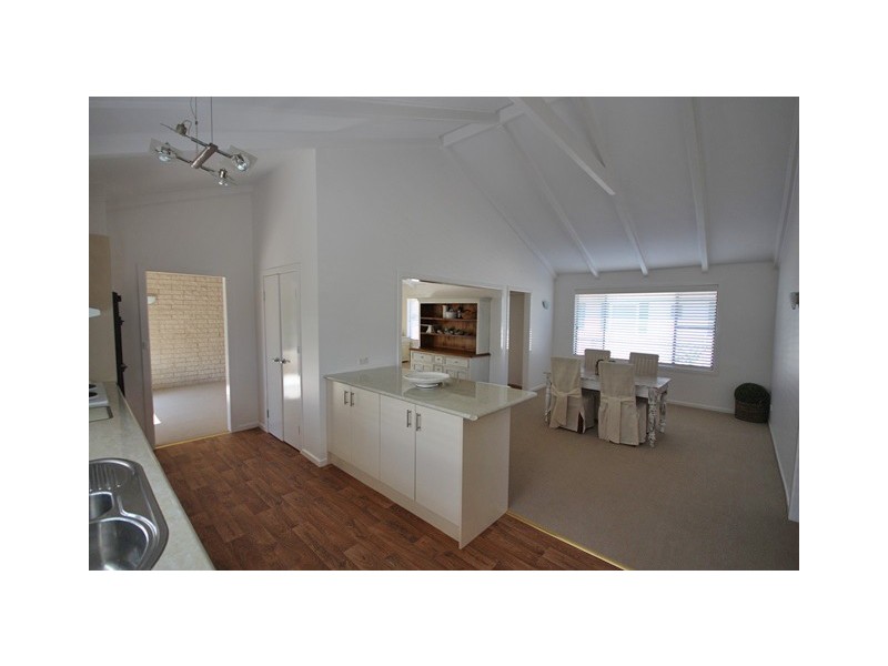 113 Waverley Street, Scone NSW 2337