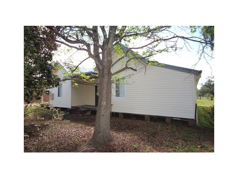 12 Liverpool Street, Scone NSW 2337
