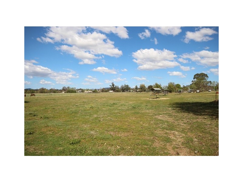 12 Liverpool Street, Scone NSW 2337