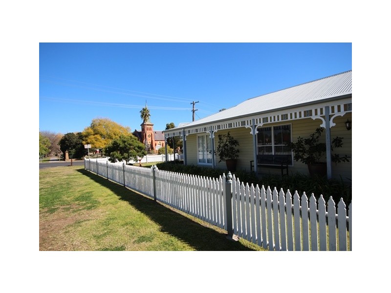 80 Liverpool Street, Scone NSW 2337