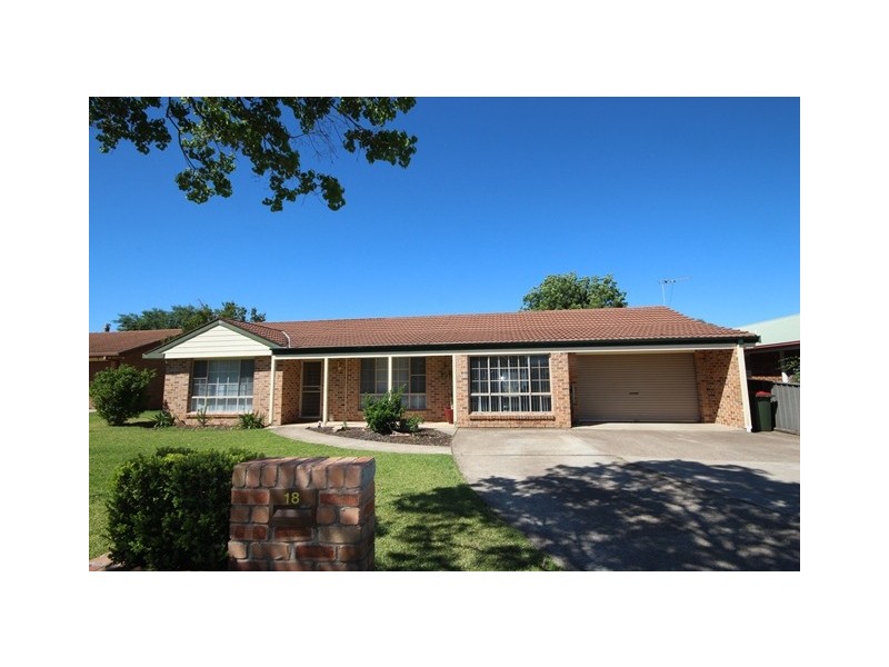 18 Nyarra Street, Scone NSW 2337